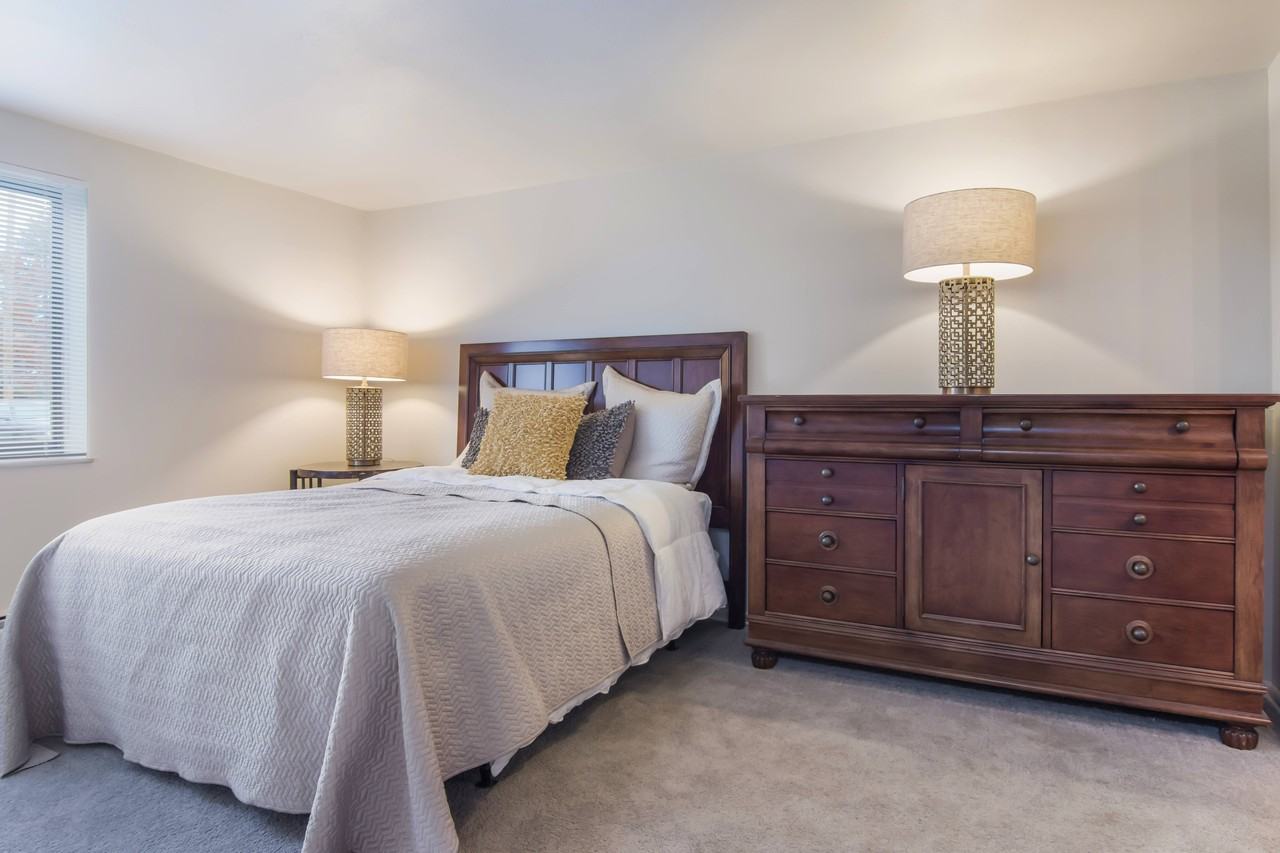 Colony Club - Photo 4 of 10