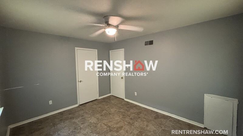 3228 Lyndale Ave - Photo 4 of 15