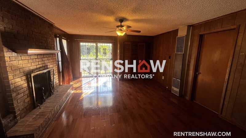 1432 Kyle St - Photo 3 of 16