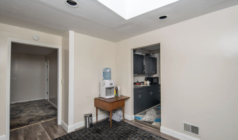 864 Madison Ave #1B - Photo 3 of 13