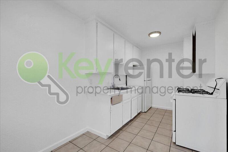 691 El Camino Avenue #3 - Photo 6 of 25