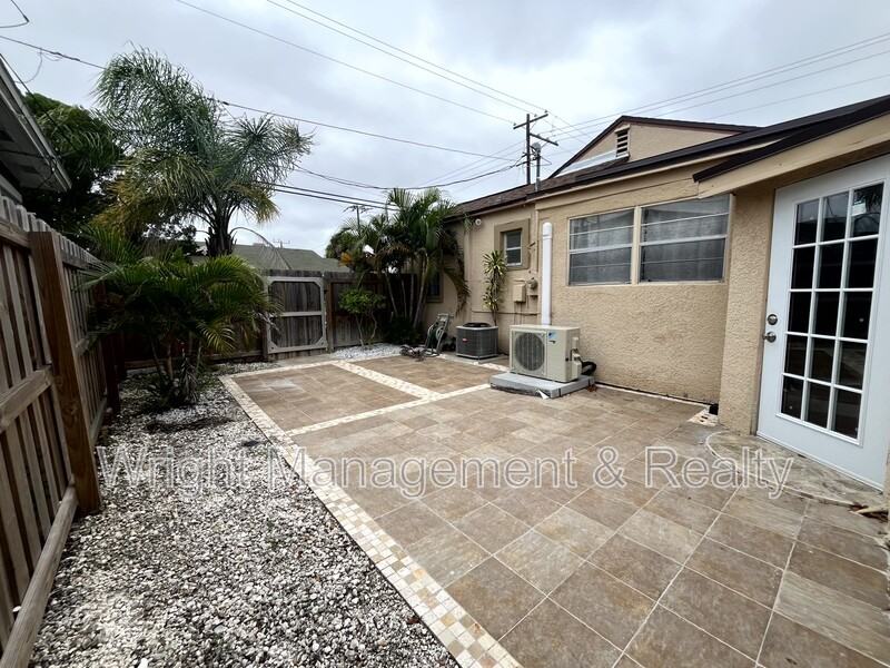 1215 N Garden Ave - Photo 3 of 25