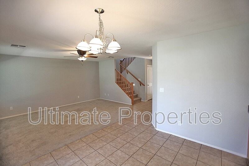 14978 N 172nd Dr - Photo 6 of 23