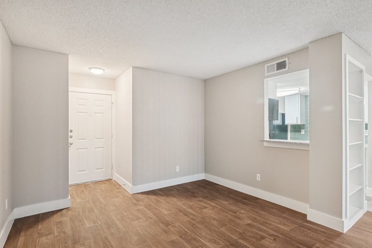 The Monet - Photo 3 of 50