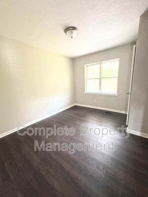 4149 41st Ave N - Photo 6 of 11