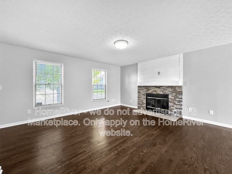 1041 Clifton Chase Dr - Photo 3 of 25