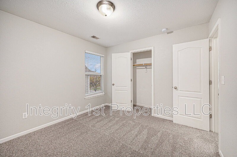 9127 N Dalton Ave #9127 - Photo 7 of 12