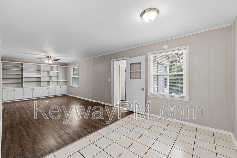 1823 Pisgah Rd - Photo 6 of 39