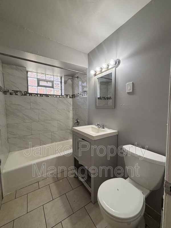 2068 135th Pl #1 - Photo 3 of 5