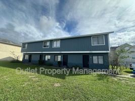featured image of 12034 Tift Cir