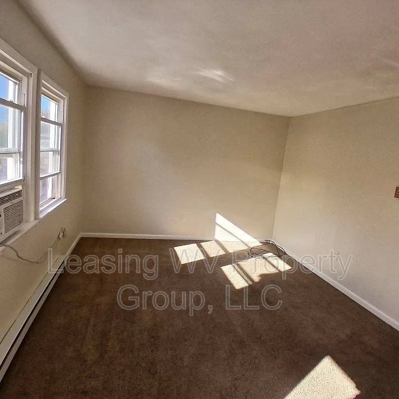2704 Creamery St - Photo 4 of 7