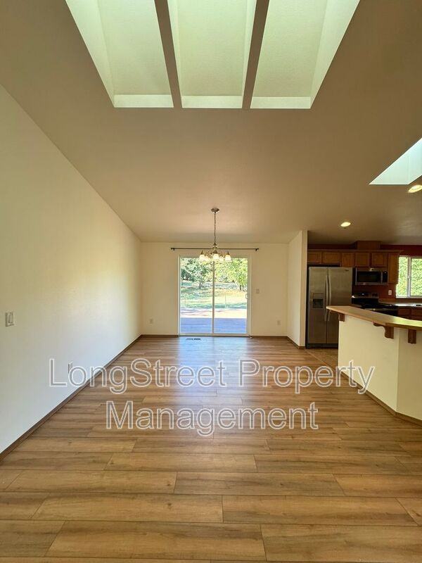 29173 Blake Dr - Photo 7 of 35