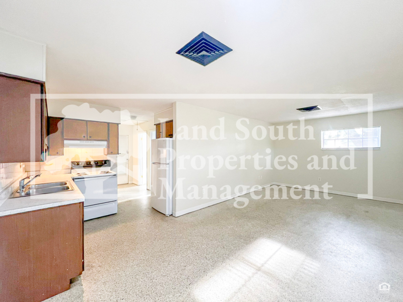 2336 Broadway Street - Photo 3 of 14