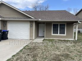 3322 Se Taurus Ave - Photo 1 of 1