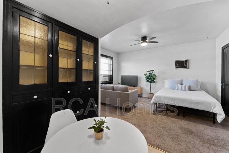 37 W Saint Clair St - Photo 6 of 14