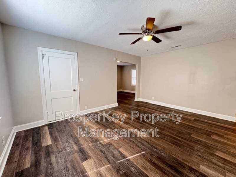 4617 Rosemont Drive - Photo 3 of 30
