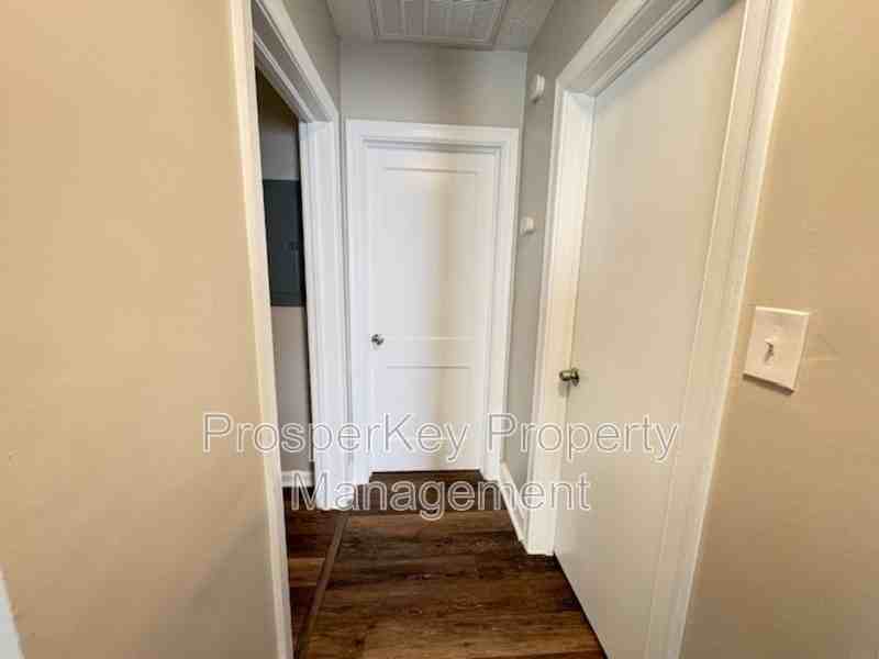 4617 Rosemont Drive - Photo 5 of 30