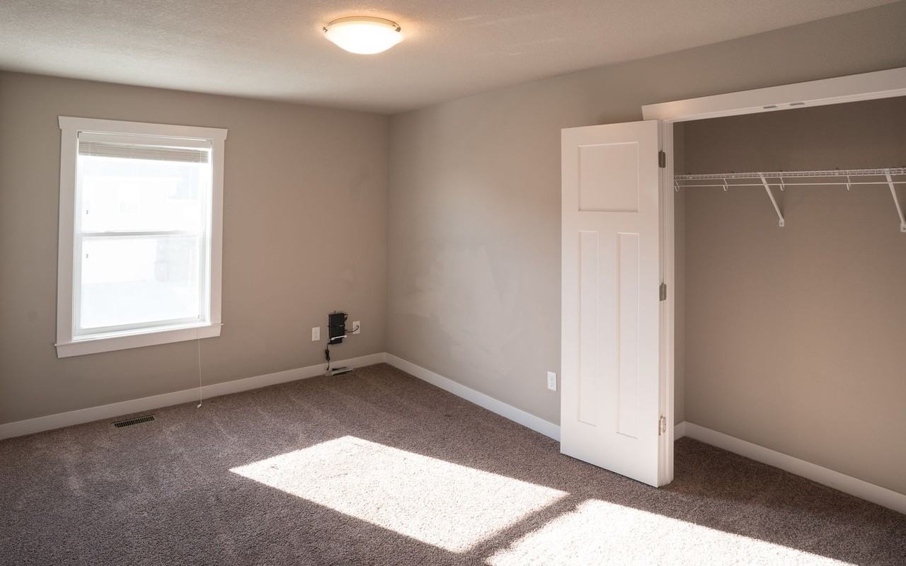 Ironwood Glen Townhomes - Photo 3 of 38