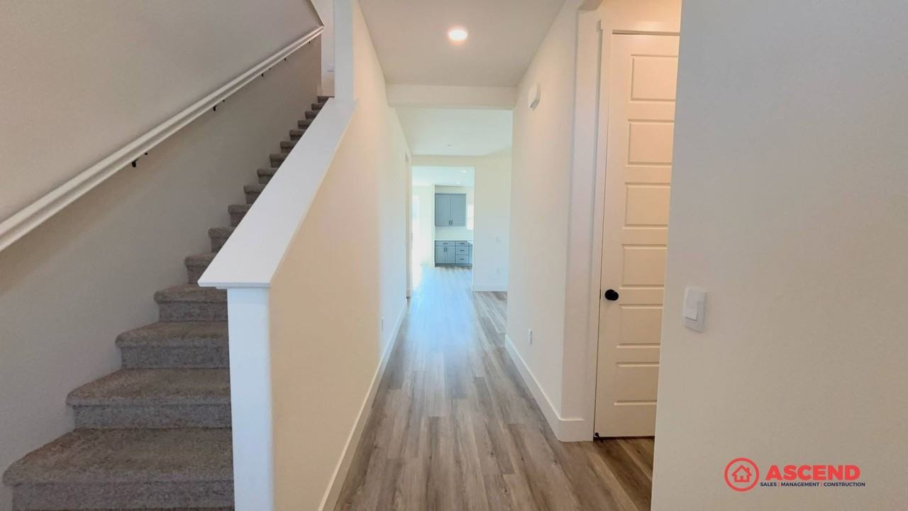 14307 Shady Tree Ct - Photo 6 of 41