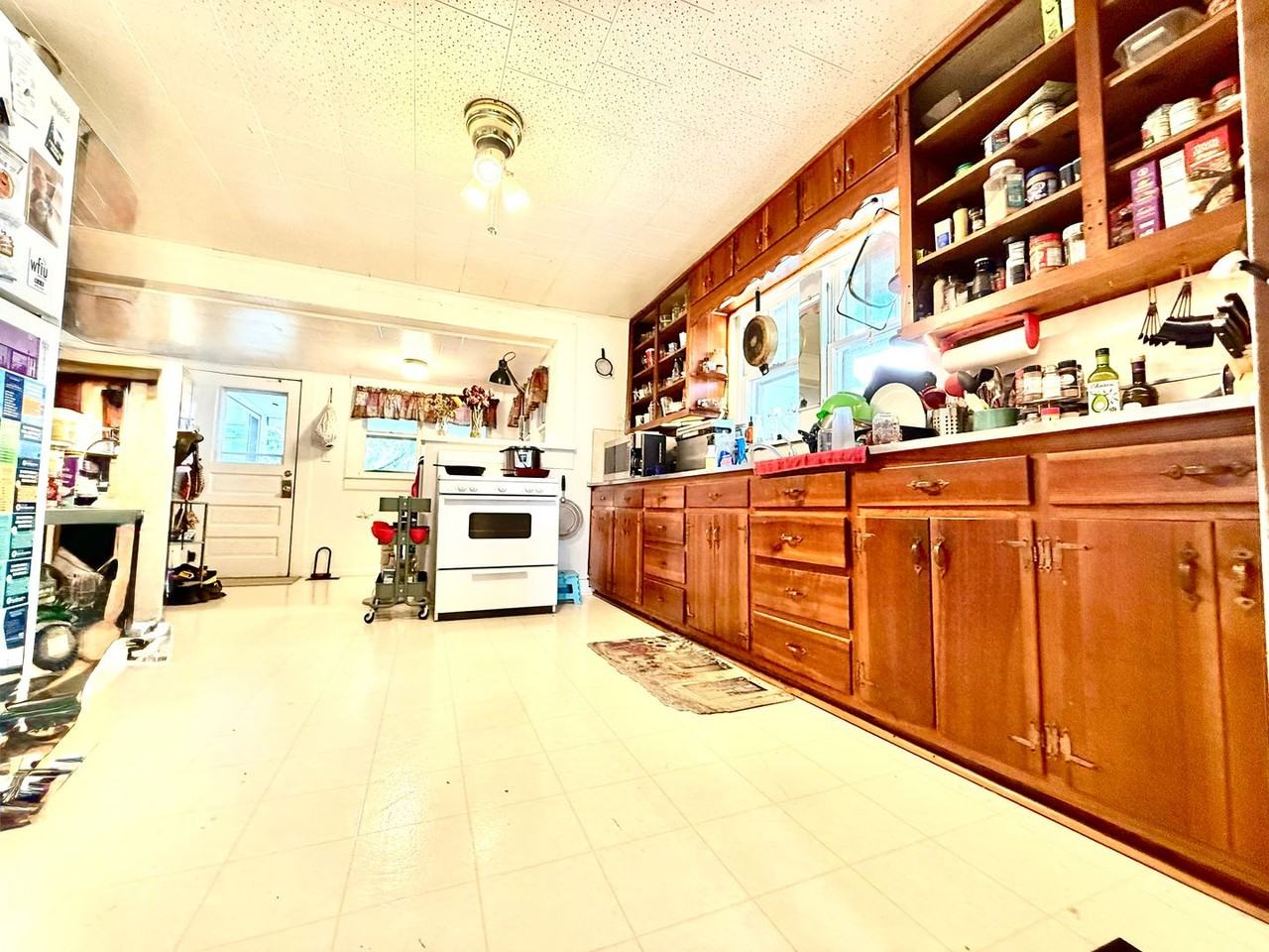 1222 S Fess Ave - Photo 4 of 24