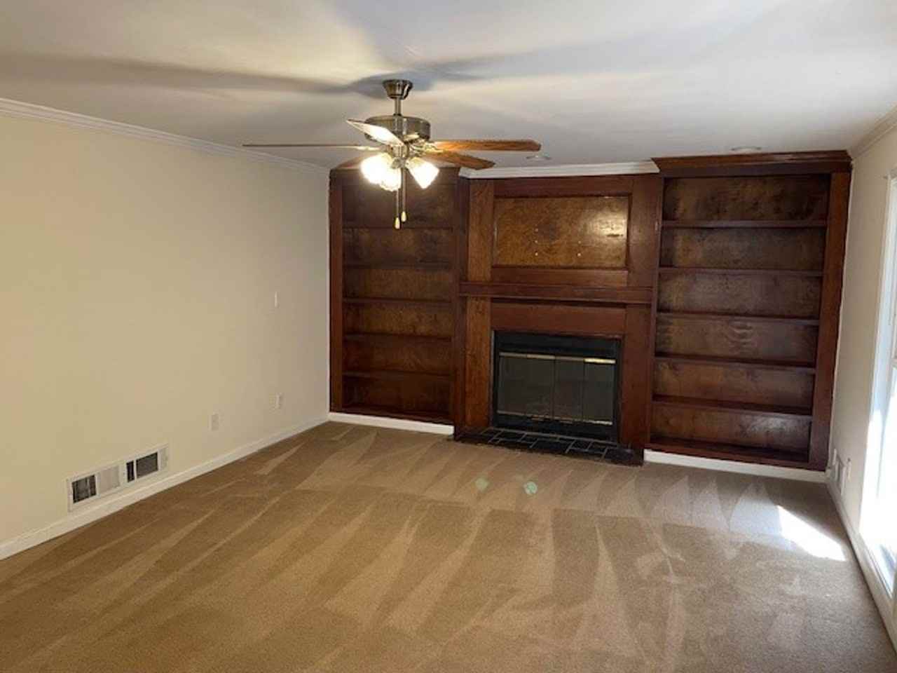 145 Princeton Trce - Photo 2 of 22