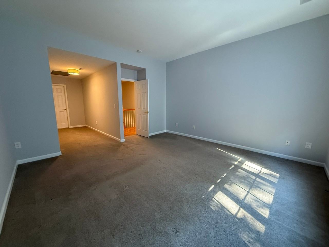 53 Division Ave - Photo 7 of 18