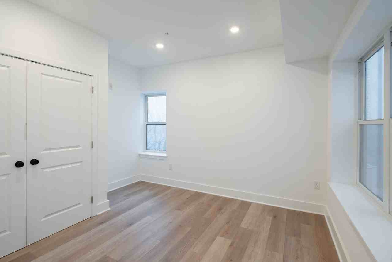 1513 W Girard Avenue - Photo 7 of 22