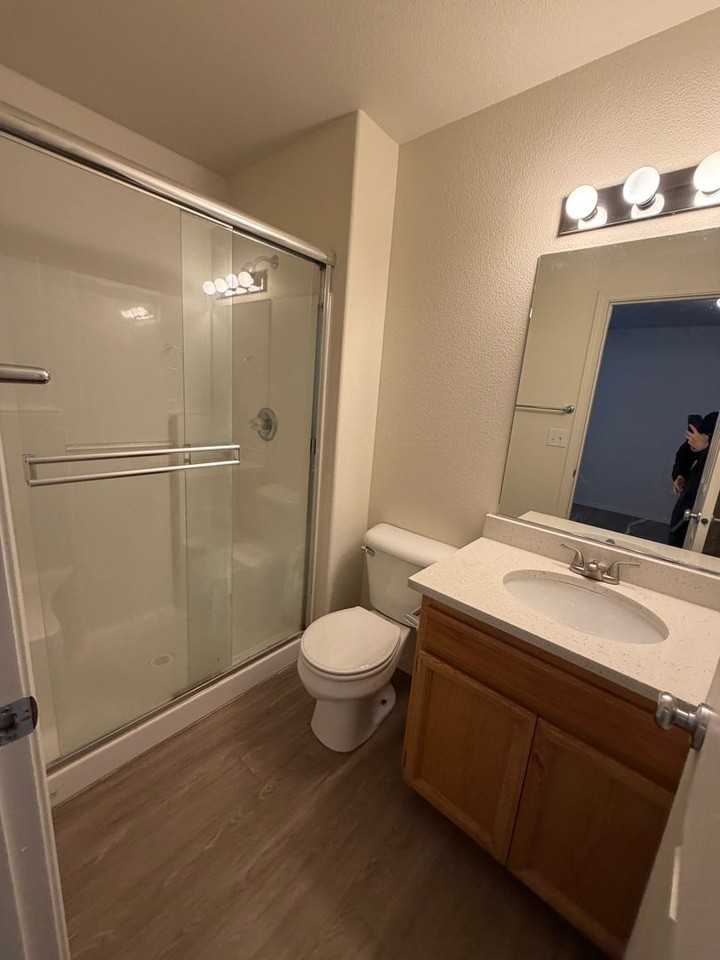 4905 Montague Lane - Photo 7 of 30