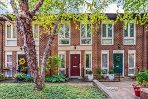 featured image of 13 W Hill St