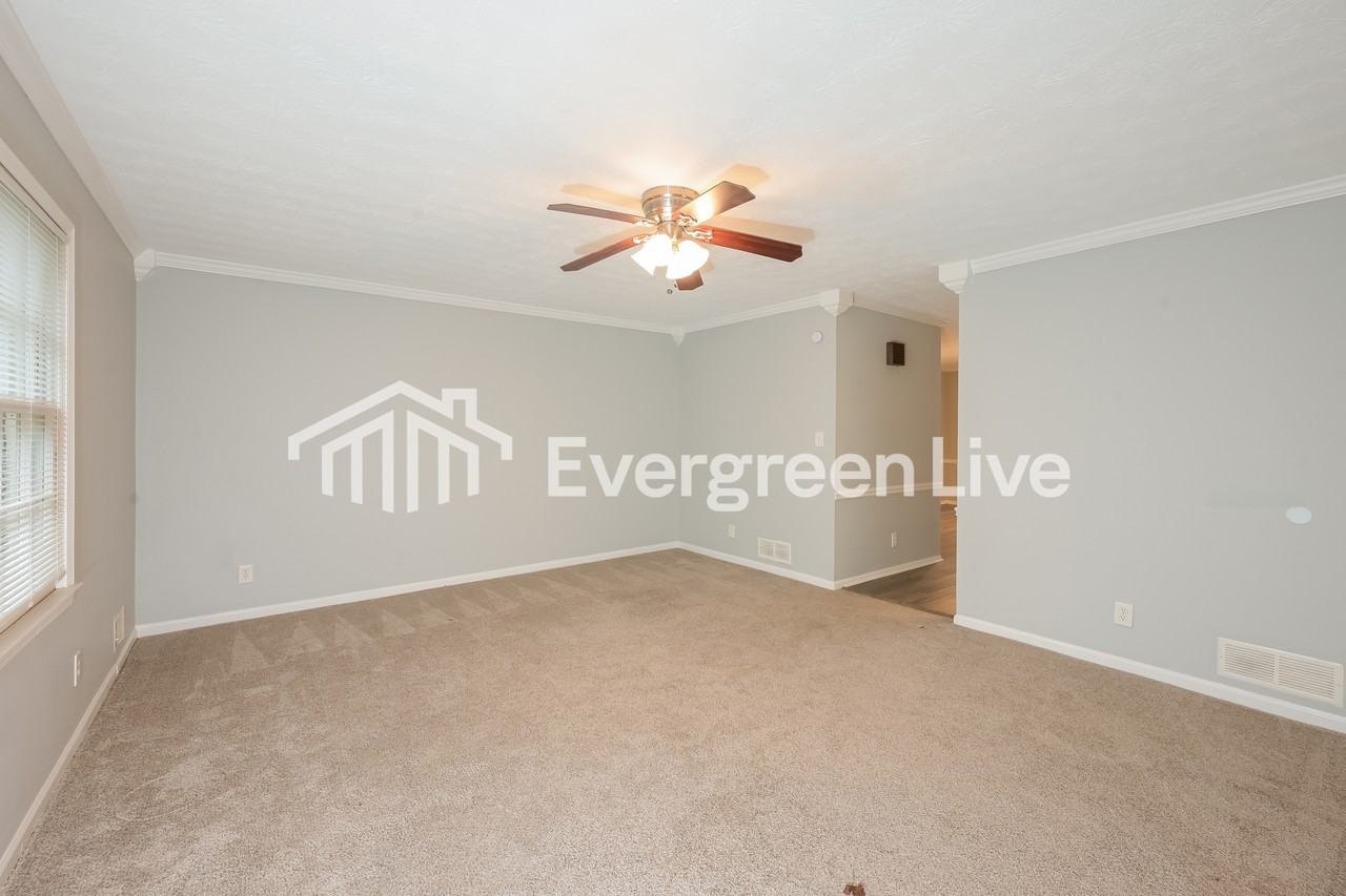 1377 Denfield Court - Photo 4 of 16