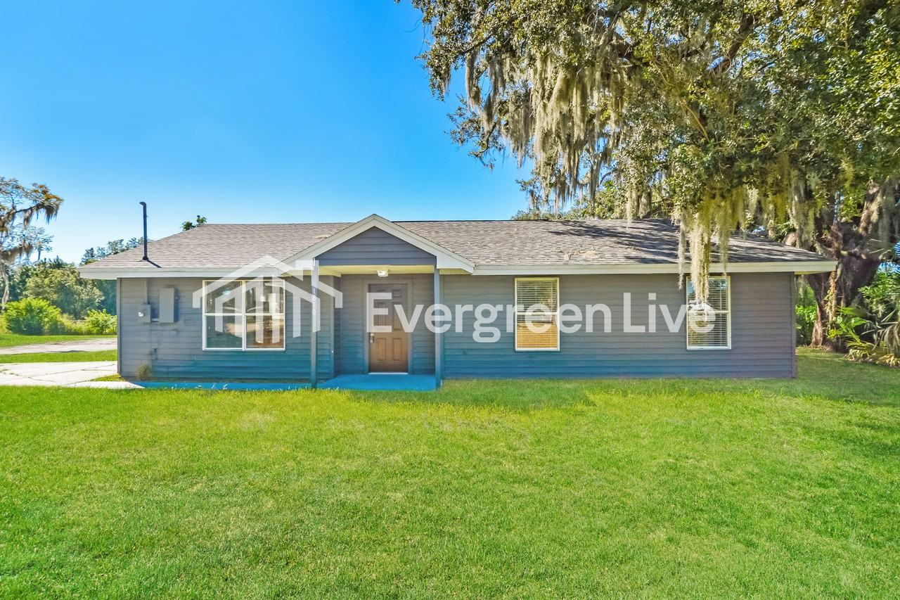 1810 Redding Pl - Photo 2 of 16