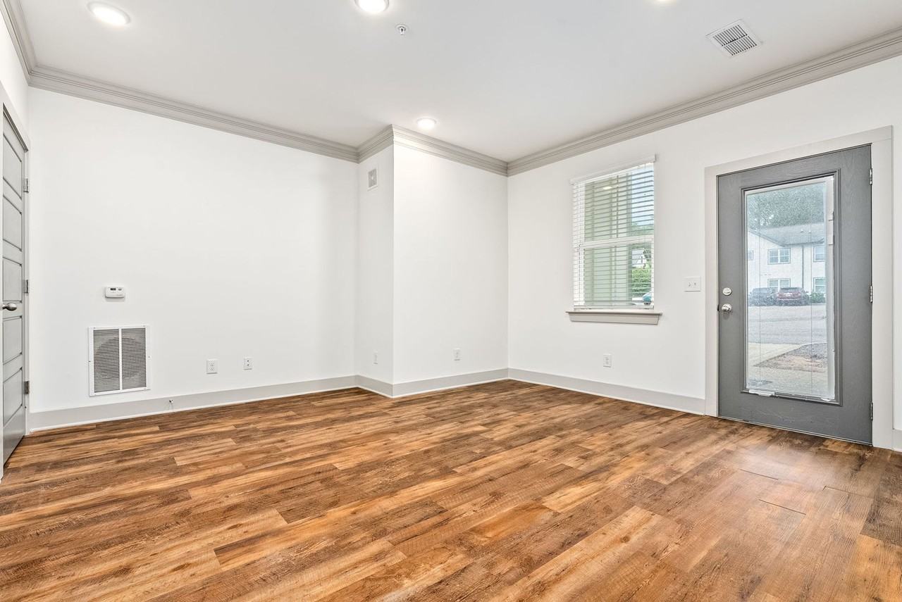 The Terraces - Photo 2 of 17