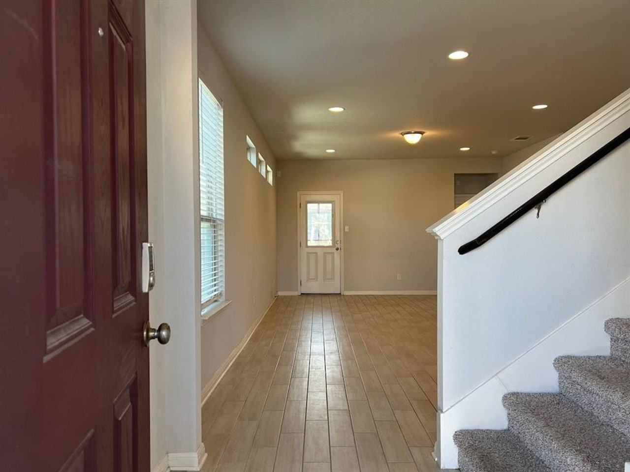 124 Old Stagecoach Rd - Photo 3 of 42