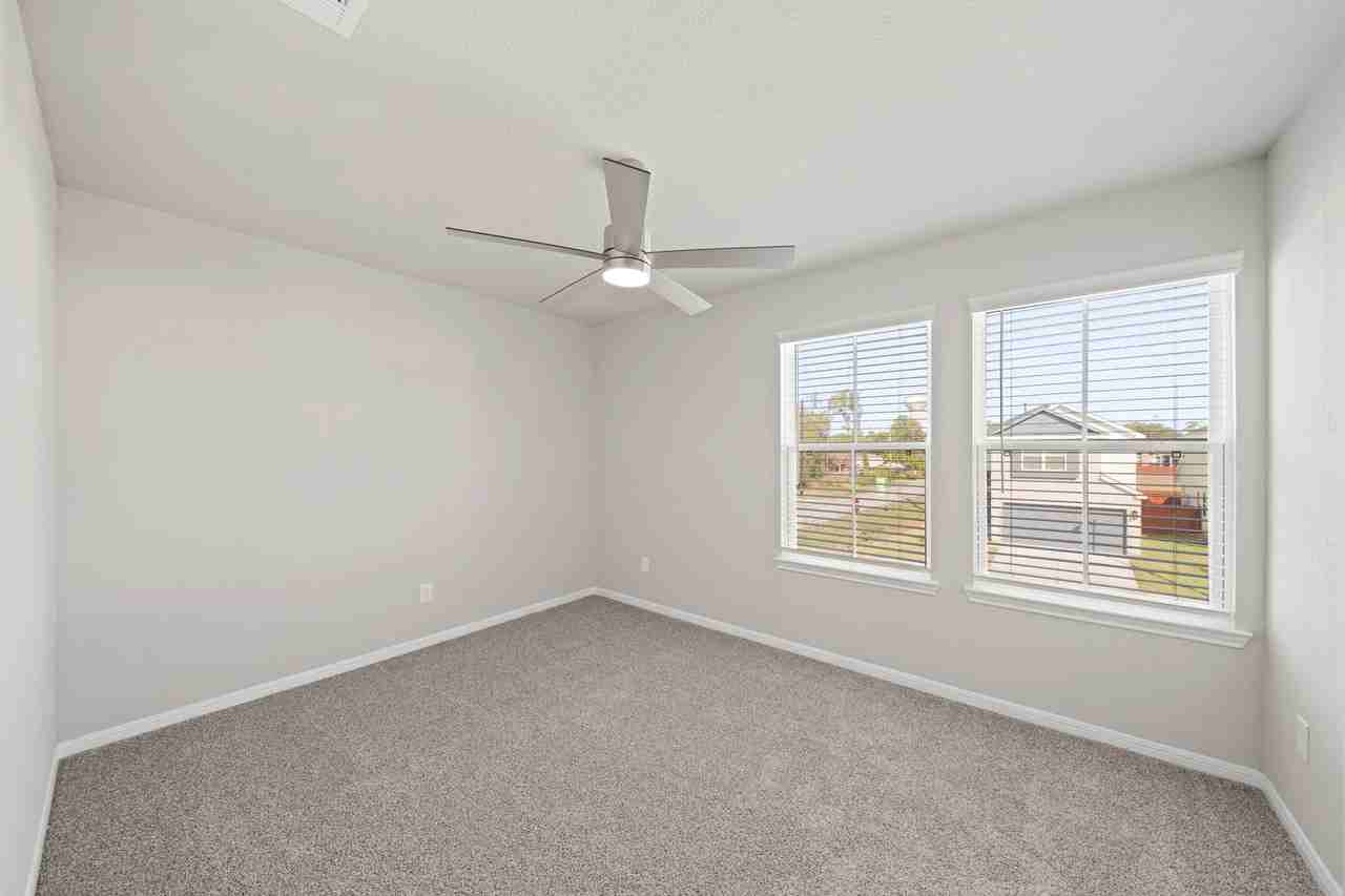 839 Red Oakland Dr - Photo 6 of 14