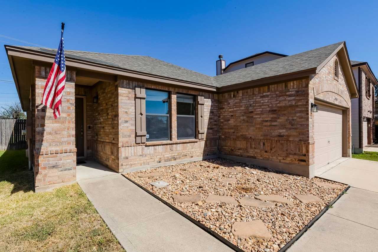 8510 Starview St - Photo 4 of 29