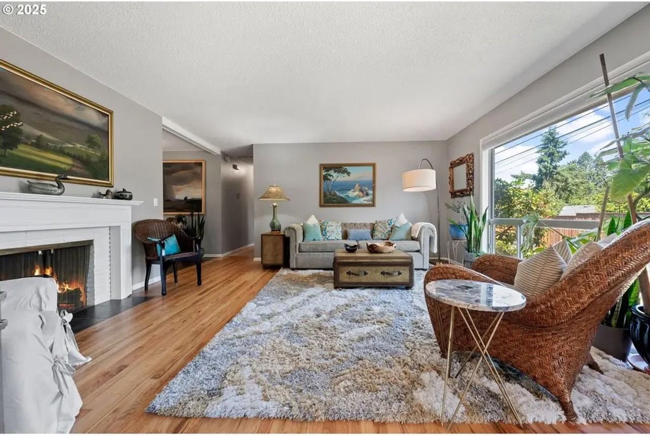 5490 Sw Elm Ave - Photo 3 of 25