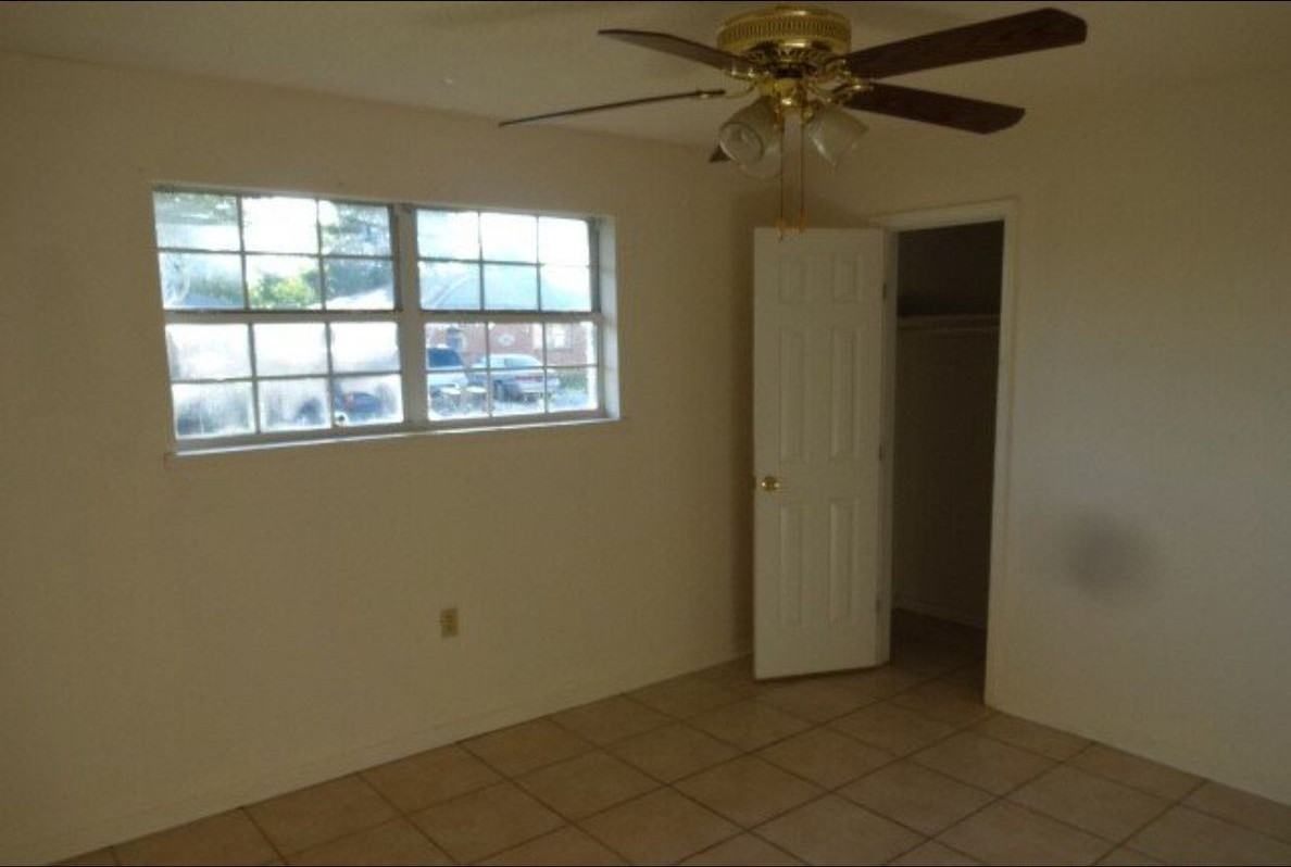 4709 Shalimar Dr - Photo 3 of 12
