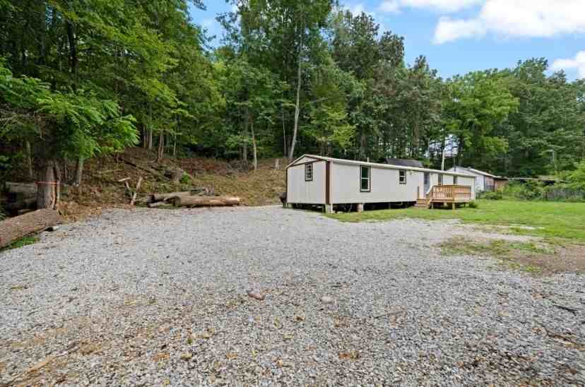 4331 Highway 100 - Photo 3 of 9