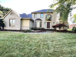 featured image of 1841 Grayslake Dr