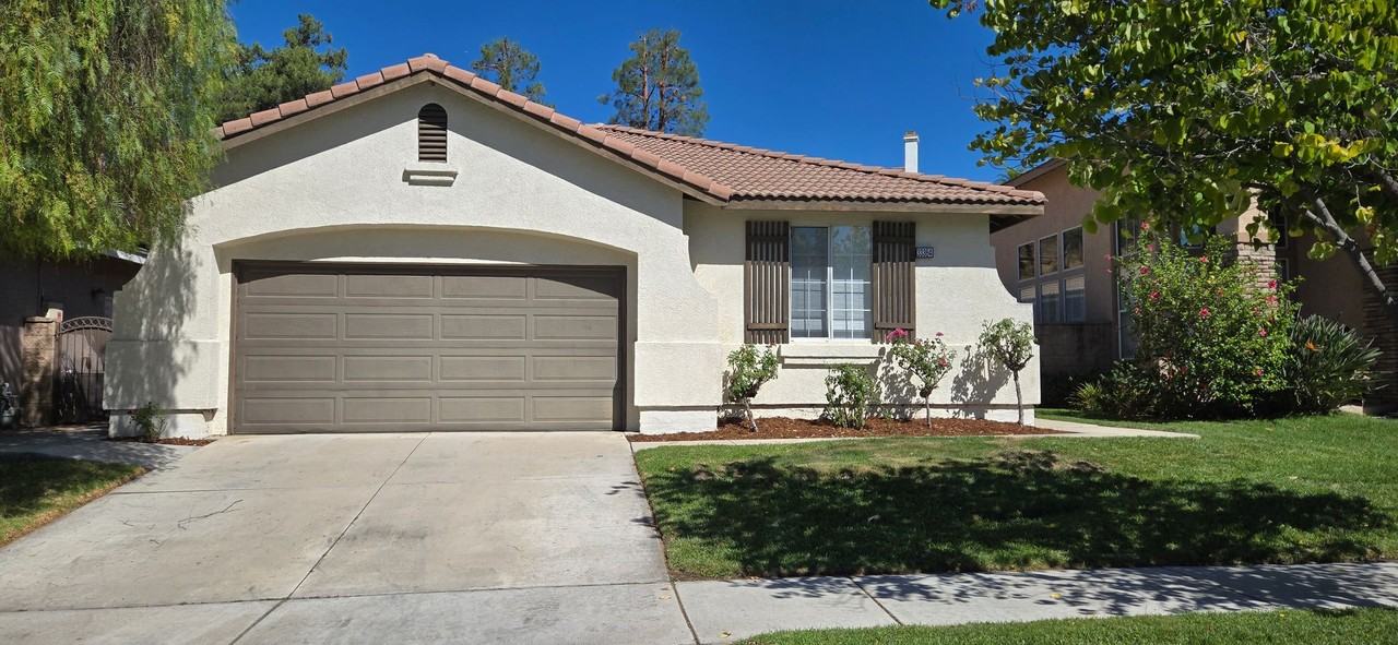 33364 Warwick Hills Road - Photo 2 of 25