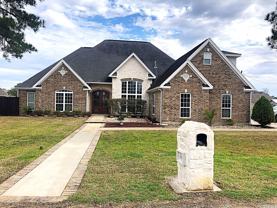 305 Tyler Dr - Photo 1 of 1