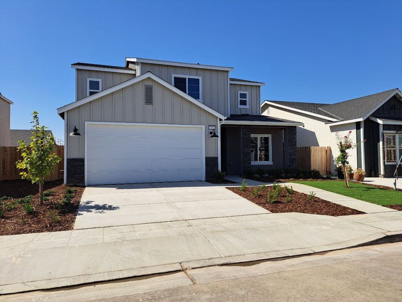 5980 E Truman Ave - Photo 3 of 40