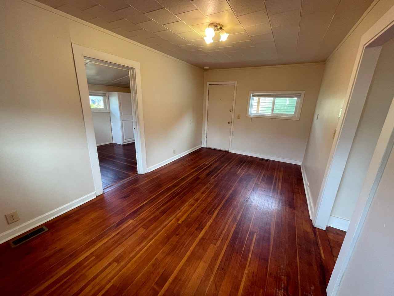 2406 N Russet St - Photo 3 of 19