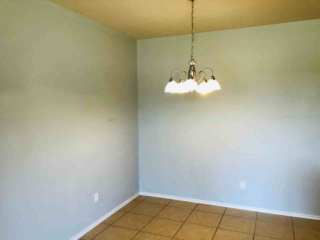 1407 Forest Ridge Way - Photo 3 of 13