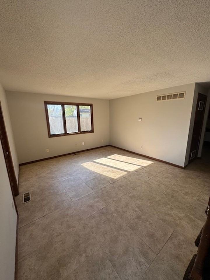 6918 Decatur Road - Photo 2 of 7