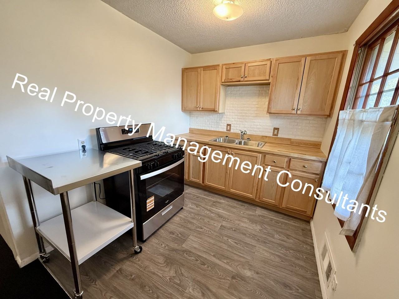 4001 East 47th Street - Photo 6 of 20