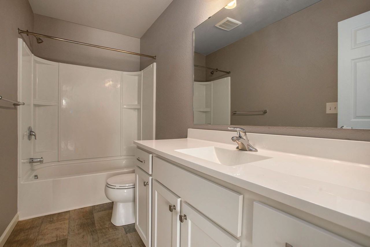 3054 Ivy Wood Cir - Photo 6 of 15