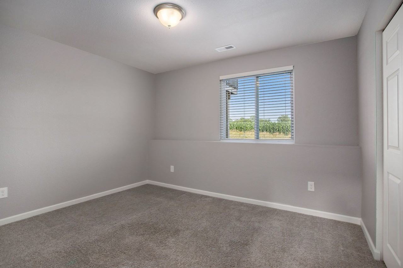 3054 Ivy Wood Cir - Photo 7 of 15