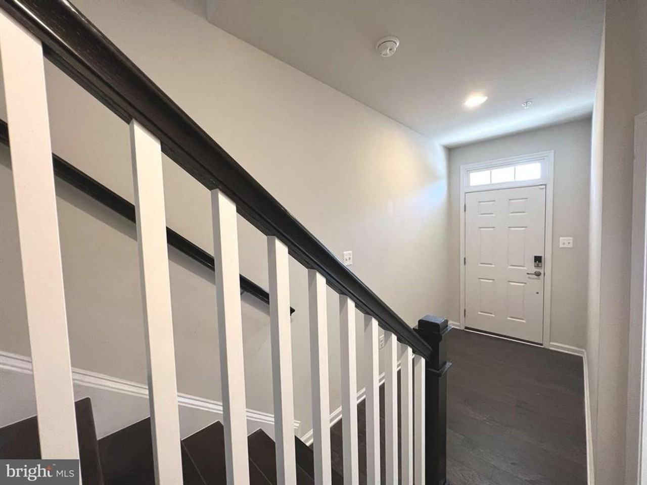 7801 Rosella Ln - Photo 3 of 31