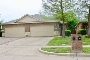 featured image of 2408 Ravenwood Ct